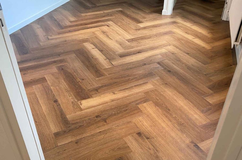 PVC vloer visgraat voor een stijlvol en sterk interieur